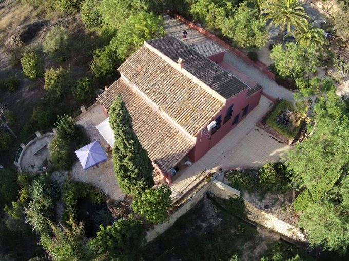 Charming finca in excellent location between Altea and La Nucia for sale